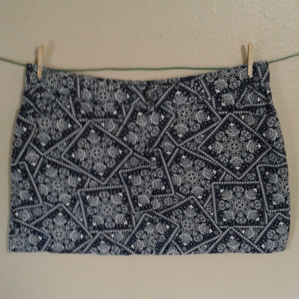 Woman Within Fun & Sassy Skirt Size 22